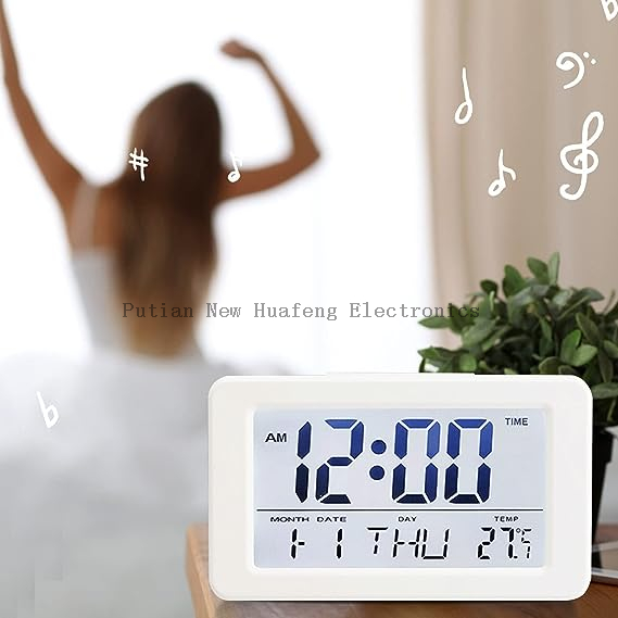 Multi-Functional Electronic Alarm Clock: Simple Style, Luminous Display, Perfect for Students & Bedside Use - No Batteries Required!
